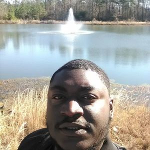 Meet your Posher, Ricardo lee